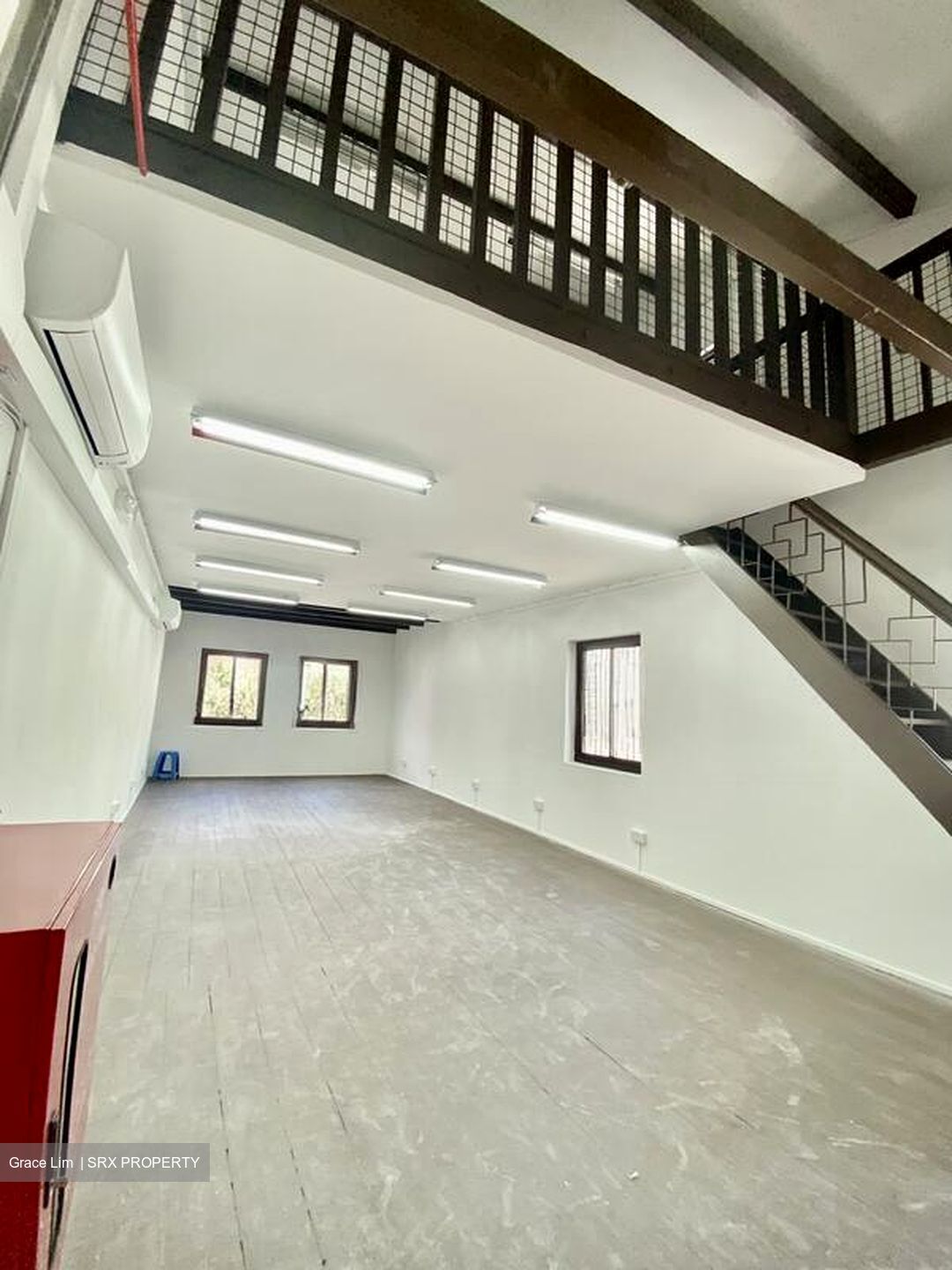 North Bridge Road (D7), Office #527424251
